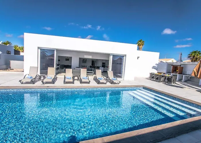 Villa Rossa - Now - Lh215 By Now Ltd